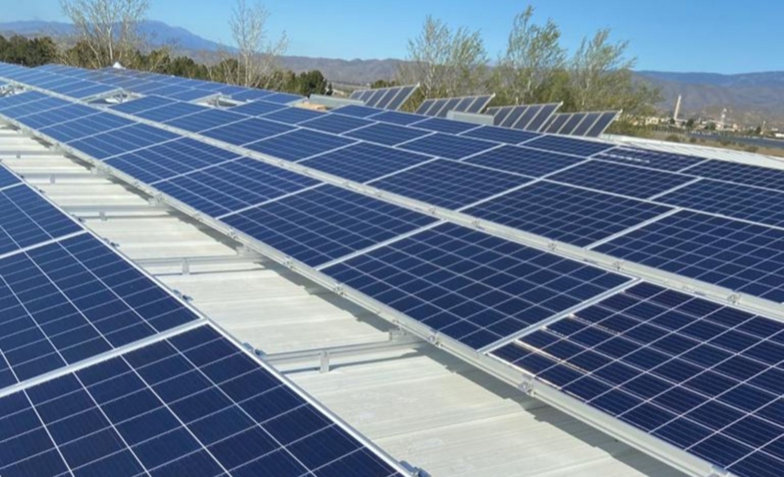 Vellsam evitará la emisión de CO2 de energía fósil con una instalación fotovoltaica de autoconsumo