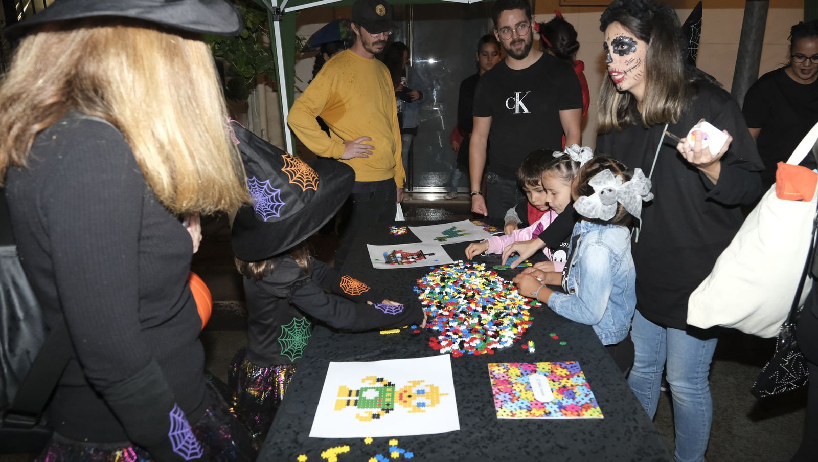 Imágenes de la Noche en Negro de Almería