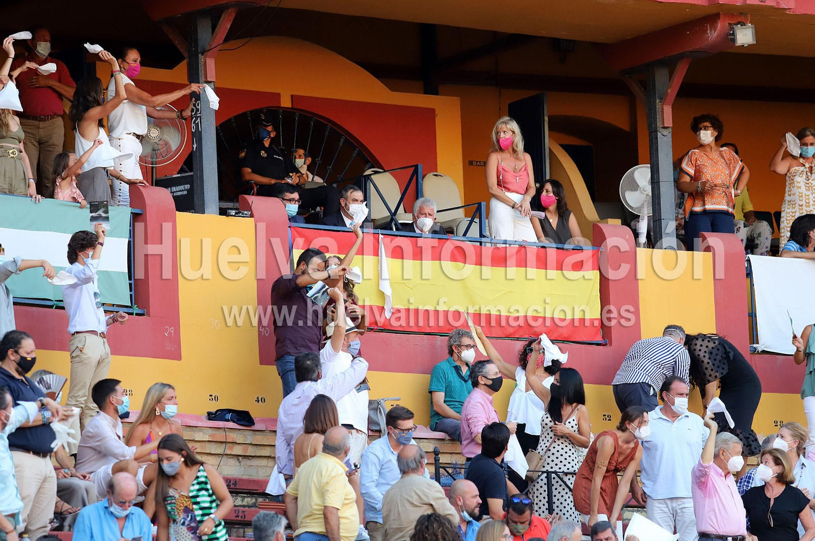 Las imágenes más destacadas de la corrida de toros del 3 de agosto en la plaza de toros de Huelva "La Merced"