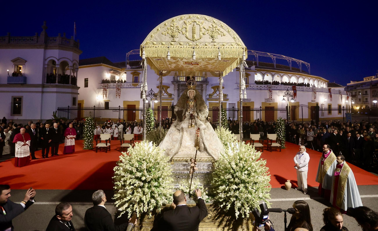 Las mejores imágenes de la Magna a su paso por la Maestranza