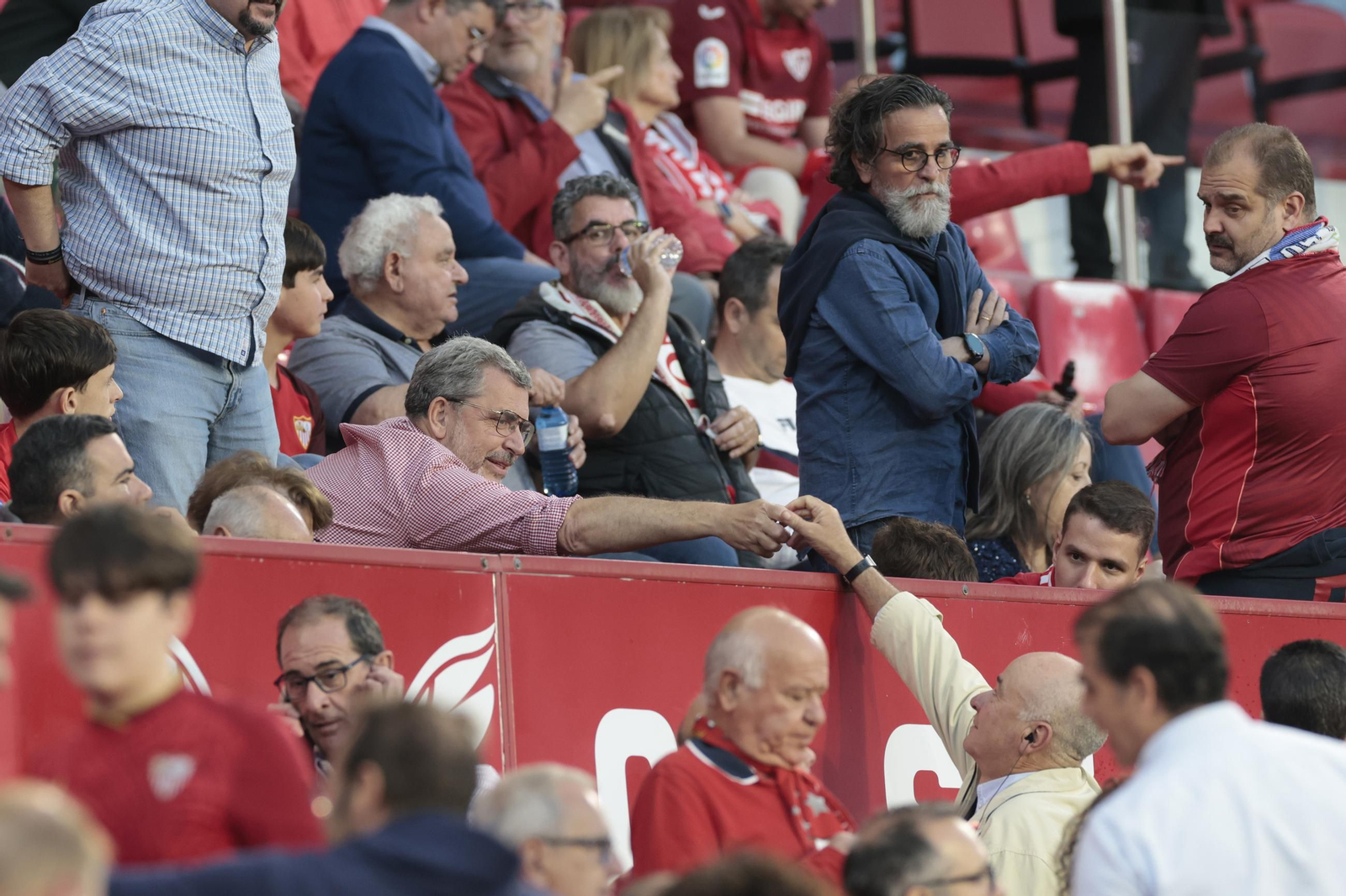 Búscate en las fotos del Sevilla fc - Las Palmas