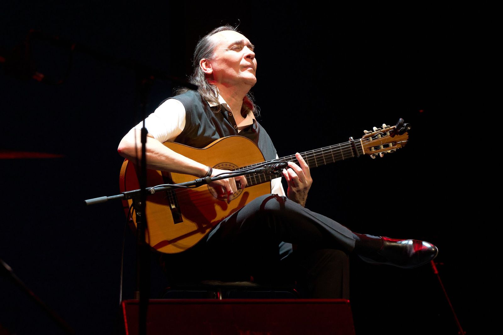 Vicente Amigo en su concierto en el Teatro de la Maestranza.