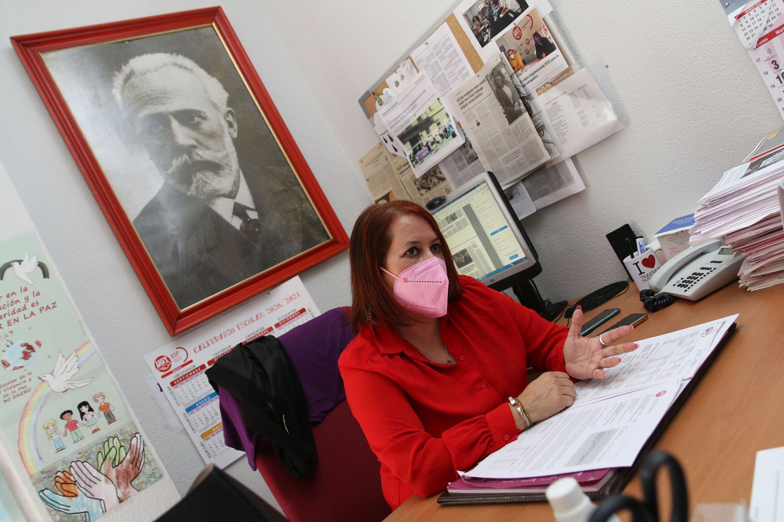 Carmen Vidal recibe a Diario de Almería en su despacho en la sede de calle Javier Sanz.