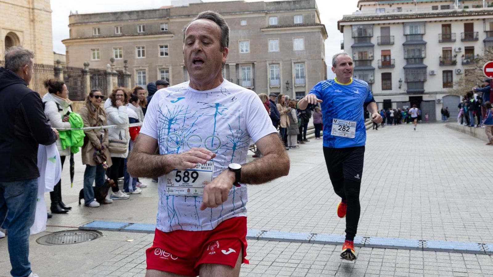 La Carrera y Caminata de la Buena Muerte a beneficio de ALES, en imágenes (1)