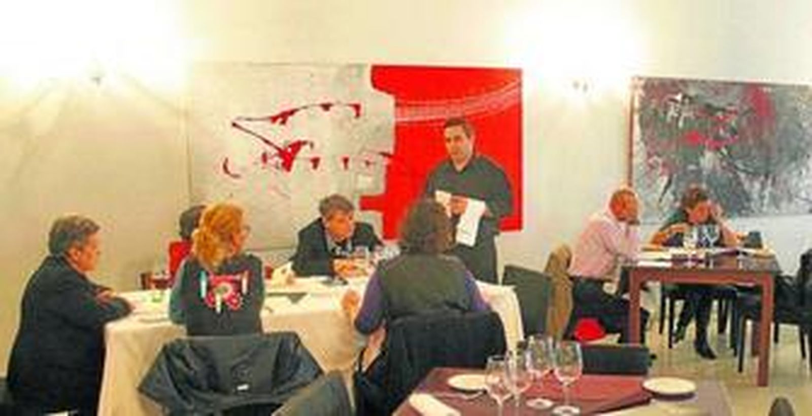 El primer día de las jornadas acogió una buena afluencia de comensales.