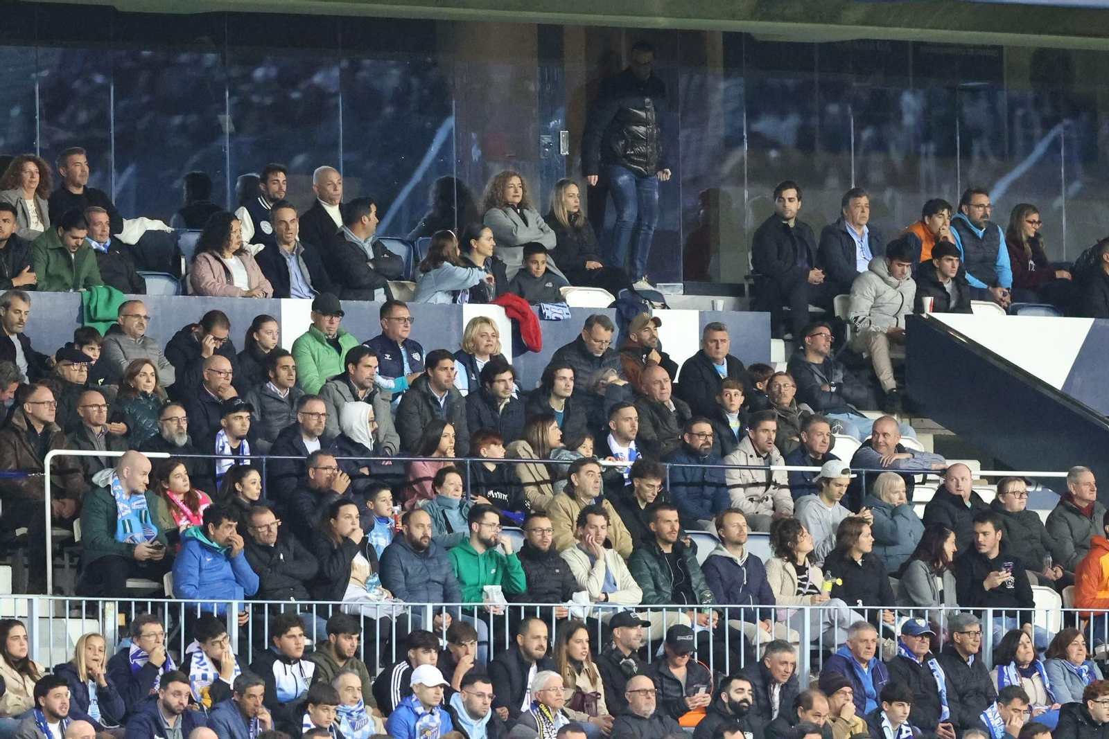 Búscate en las gradas de La Rosaleda en el Málaga CF-Zaragoza