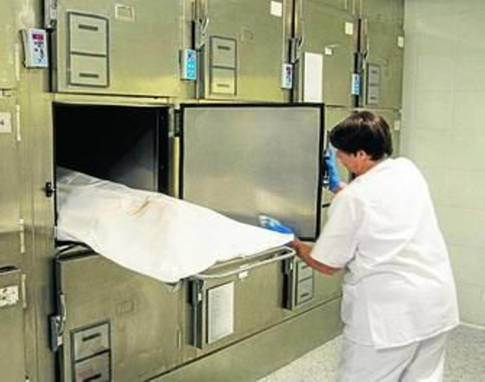 El Instituto de Medicina Legal cuenta con 36 cámaras de refrigeración y seis de congelación.