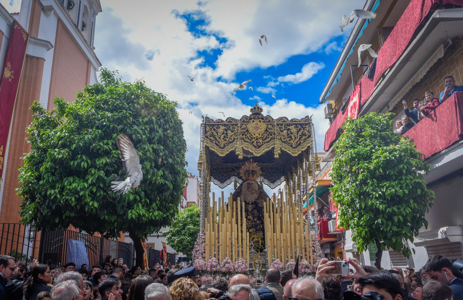 Las imágenes de la Hermandad de El Cerro en la Semana Santa de Sevilla 2024