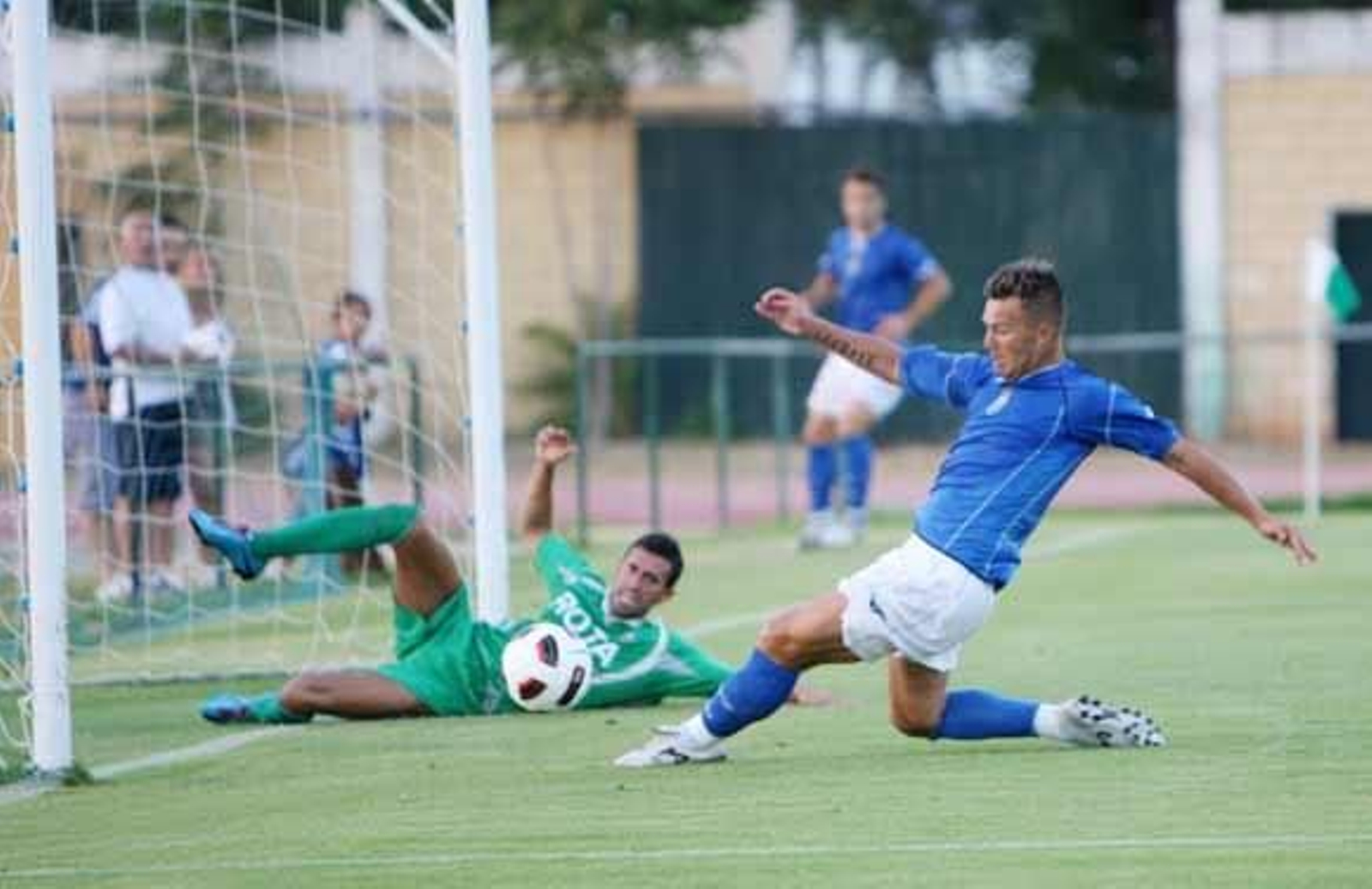 El Deportivo de Javi López golea al combinado roteño 7-0 en un primer partido de pretemporada en el que todos sus delanteros ven puerta

Foto: Juan Carlos Toro