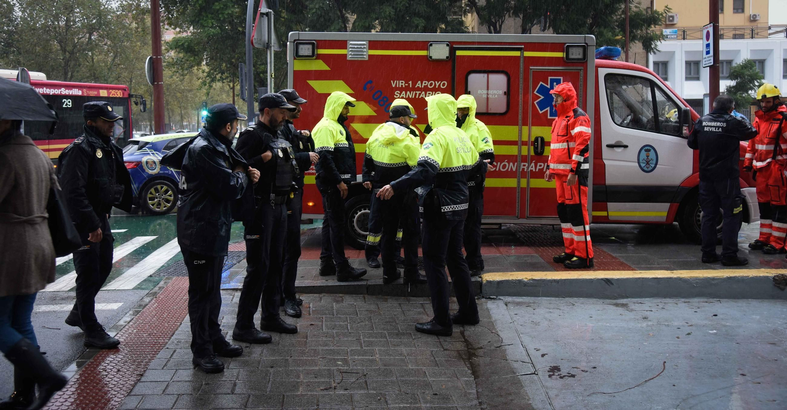 Conductora atropella a un hombre y circula varios kilómetros con el cadáver en los bajos del coche