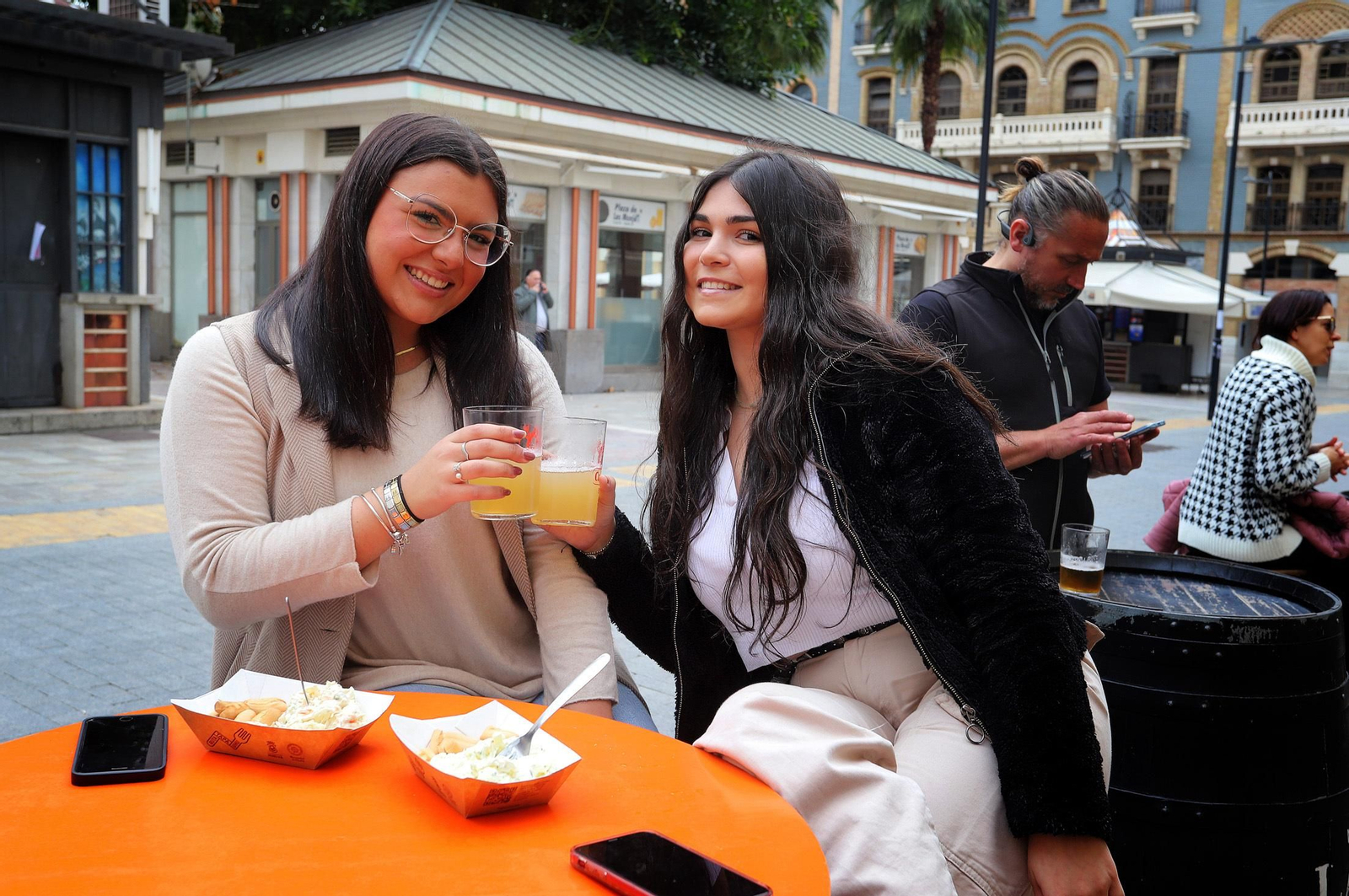 Imágenes de la ruta de la tapa universitaria para estudiantes