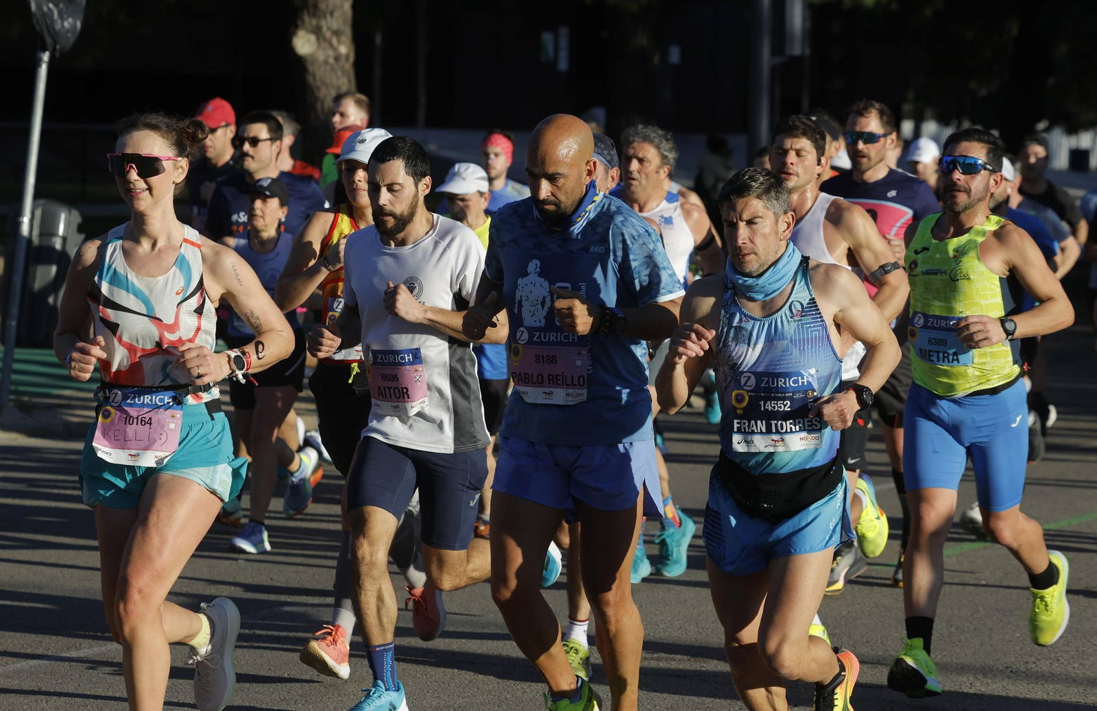 Búscate en el Zurich Maratón de Sevilla 2025