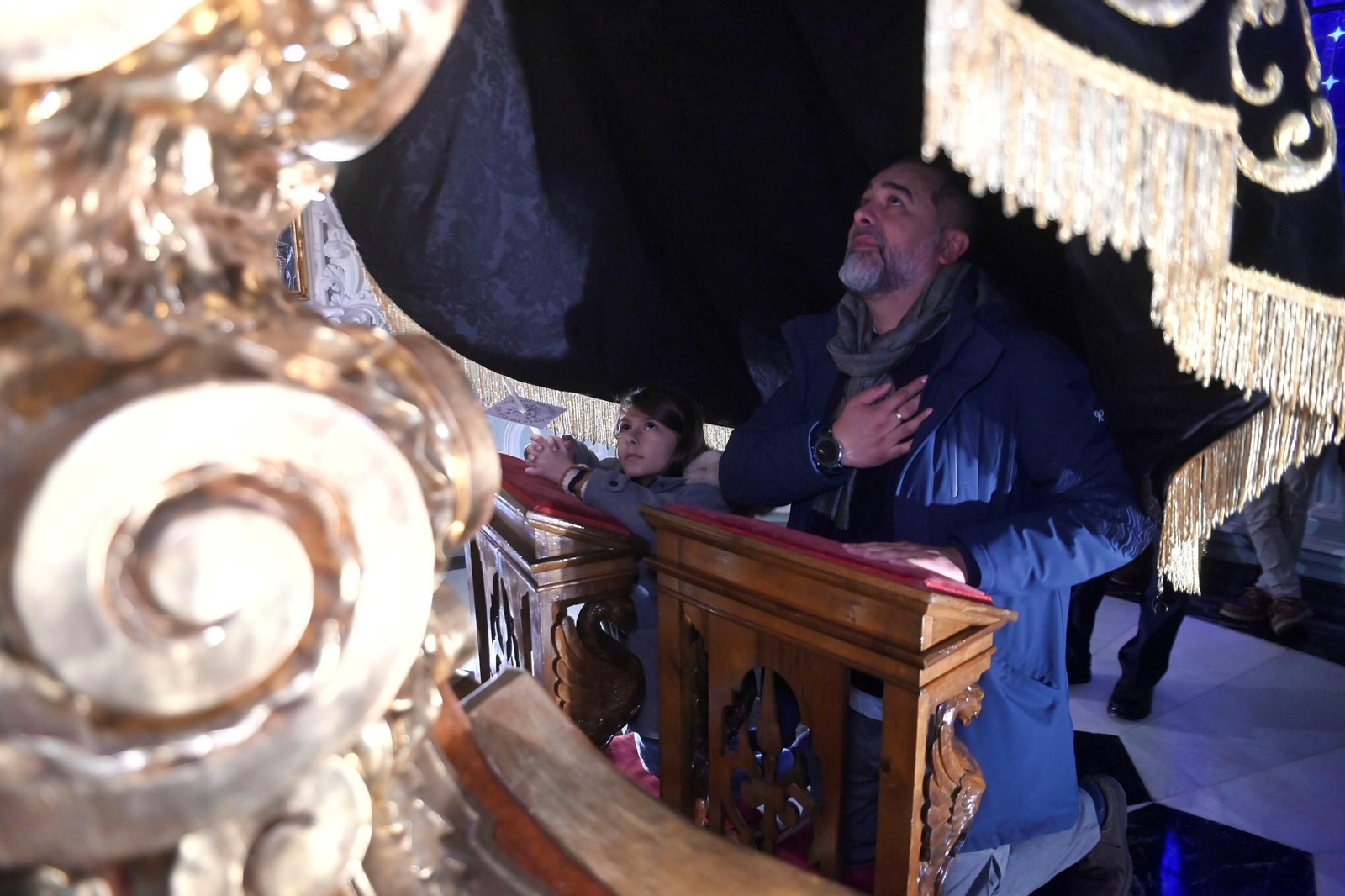 Las mejores fotos de la presentación de los niños a la Virgen de los Dolores de Córdoba