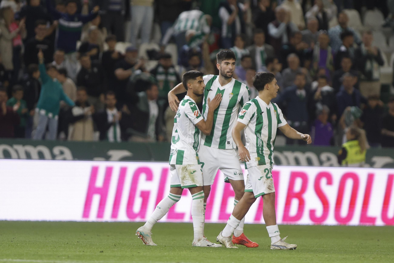 Las mejores fotos del ambiente en el Córdoba CF - Zaragoza en El Arcángel