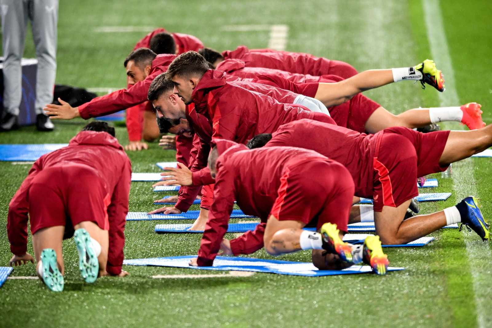 Las imágenes del viaje del Sevilla a Dortmund