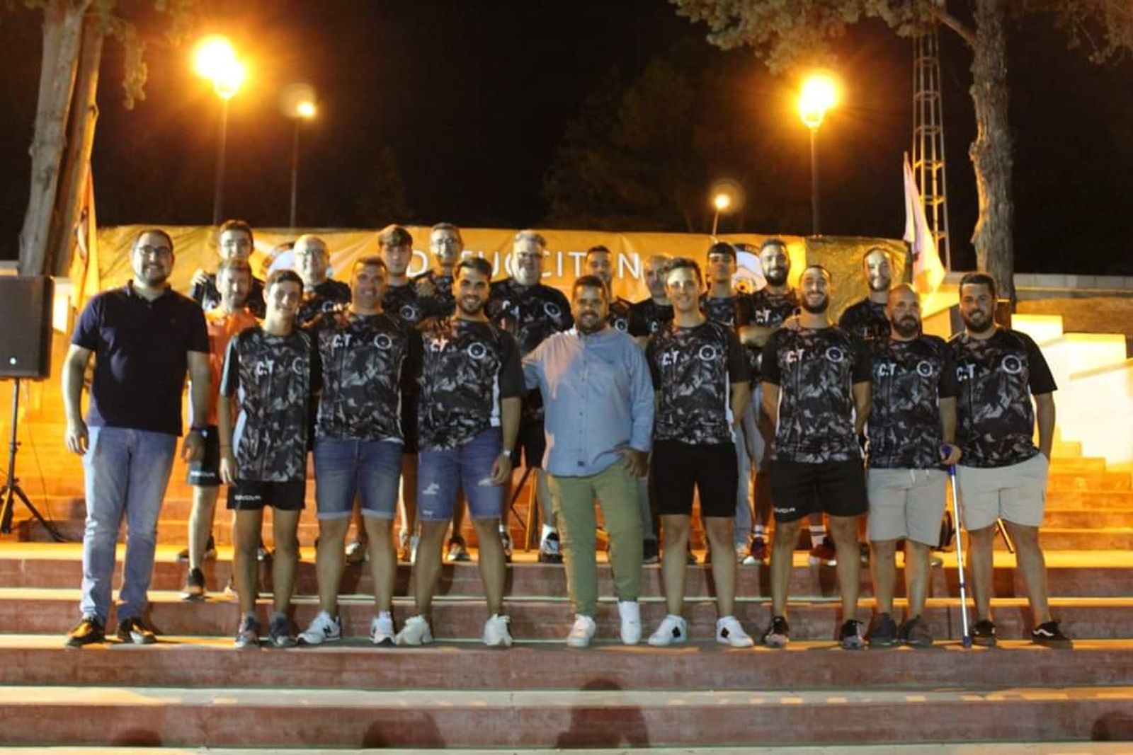 La familia naranja del Tuccitana Cultural Deportiva, en imágenes