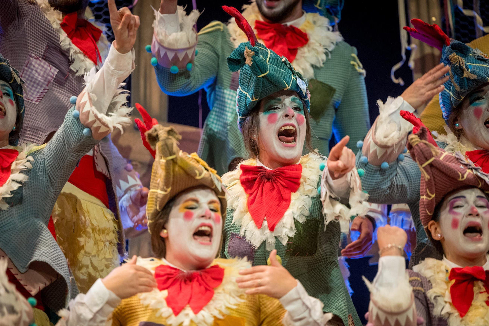 Búscate entre las mejores imágenes de la cuarta sesión de cuartos de final del COAC 2025