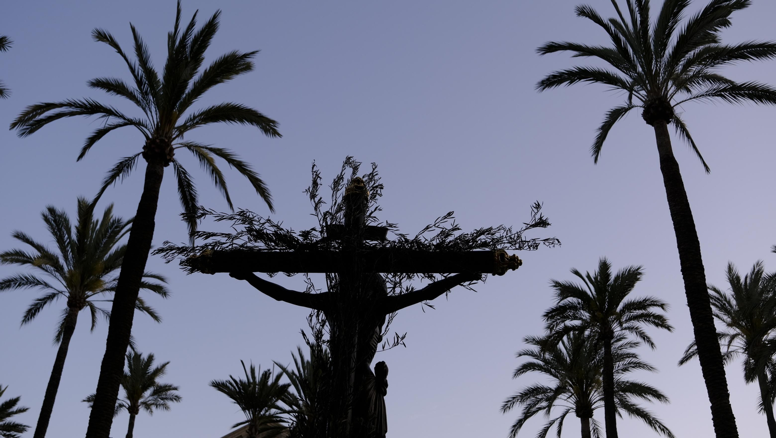 Las imágenes del Vía Crucis del Cristo de la Escucha