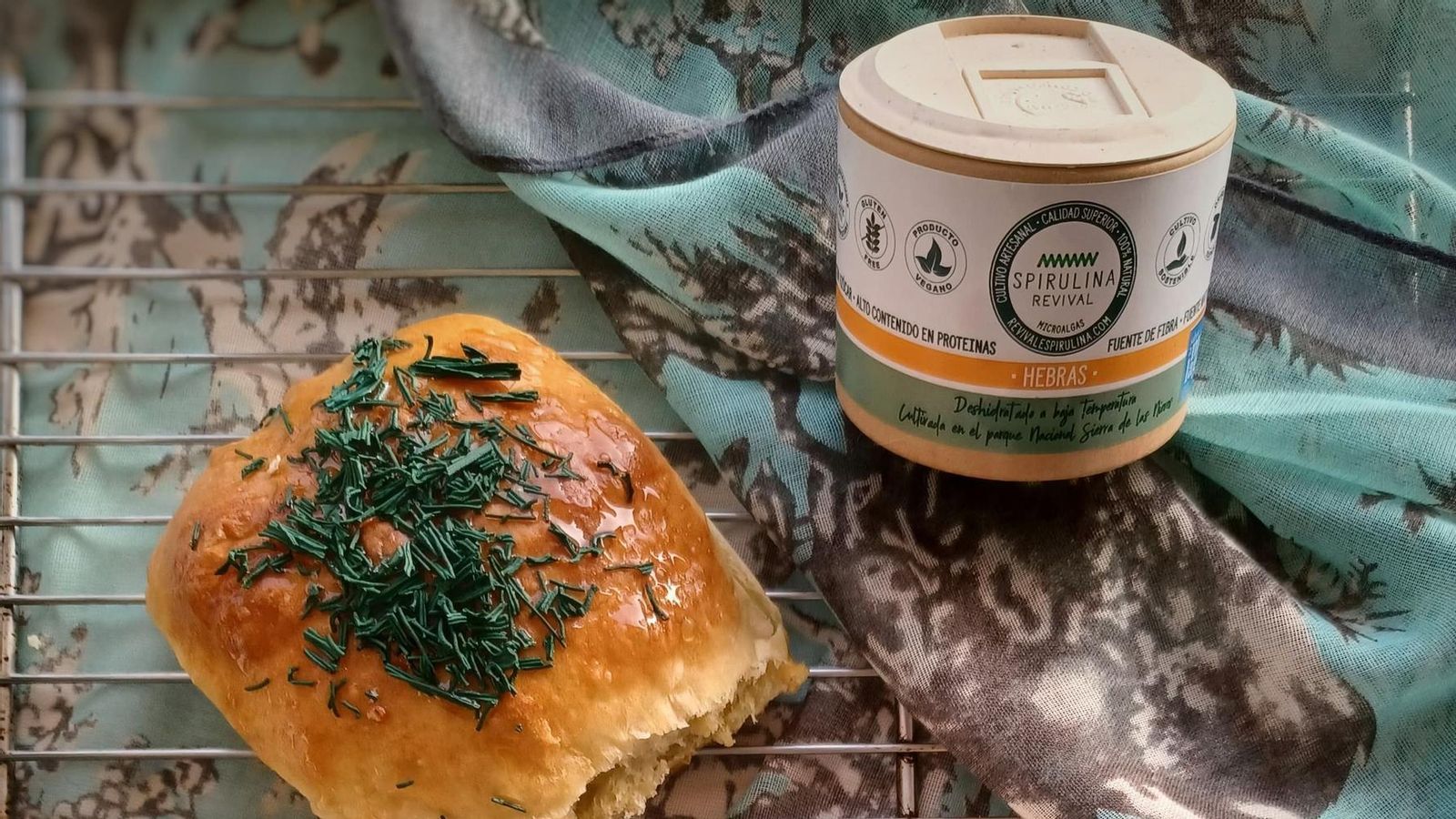 La espirulina lista para comer. La espirulina lista para comer.