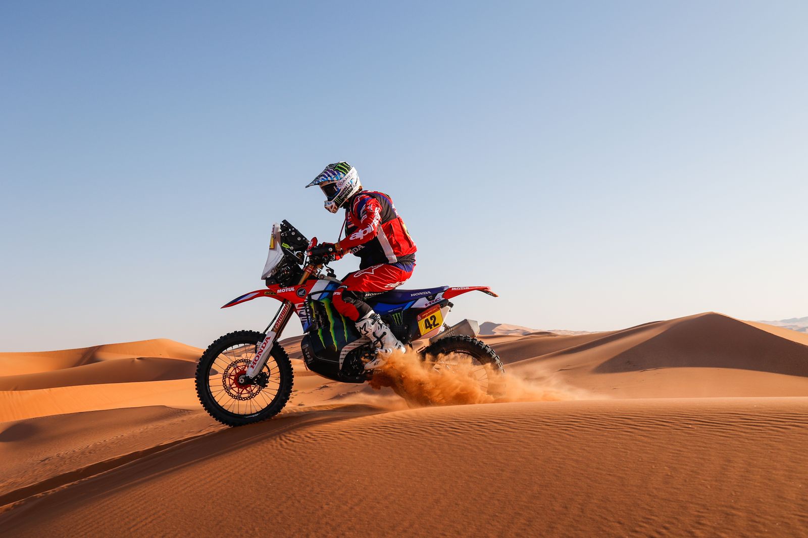 Las espectaculares imágenes del Dakar por las dunas