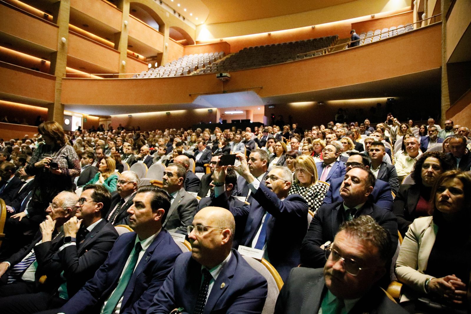 Imágenes de las entregas de las banderas de Andalucía