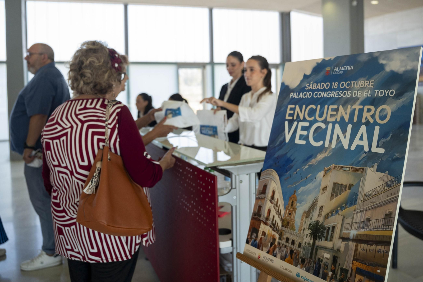 El encuentro Vecinal en el Palacio de Exposiciones y Congresos ‘Cabo de Gata – Ciudad de Almería’ de El Toyo, en imágenes