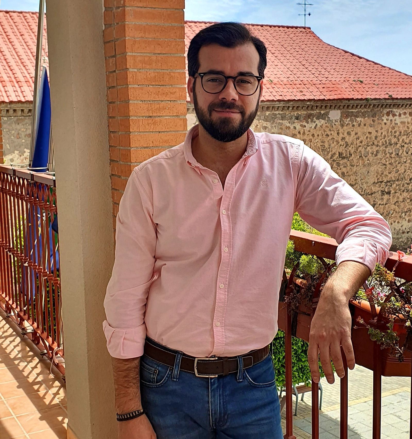 Álvaro Izquierdo, alcalde de Enix.