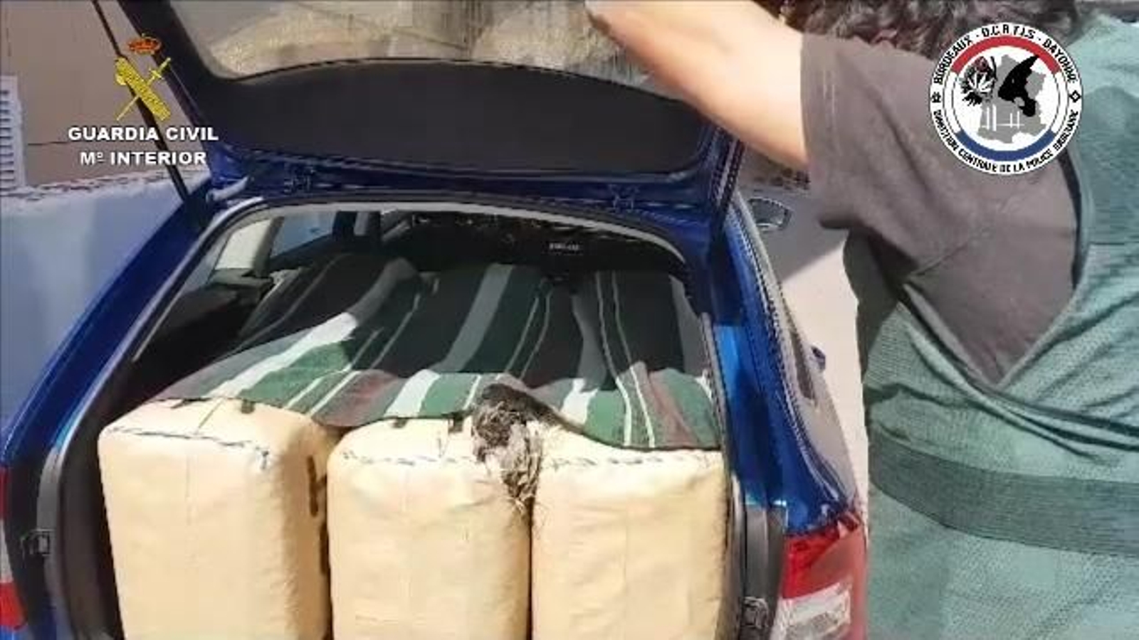 Uno de los vehículos interceptados en la operación 'Mayis'.