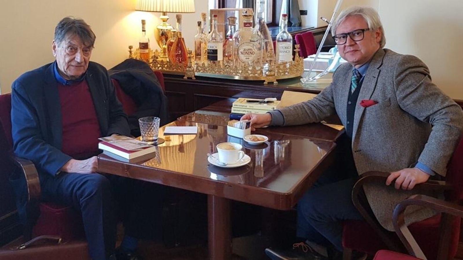Con Claudio Magris, en abril de 2023. Con Claudio Magris, en abril de 2023.