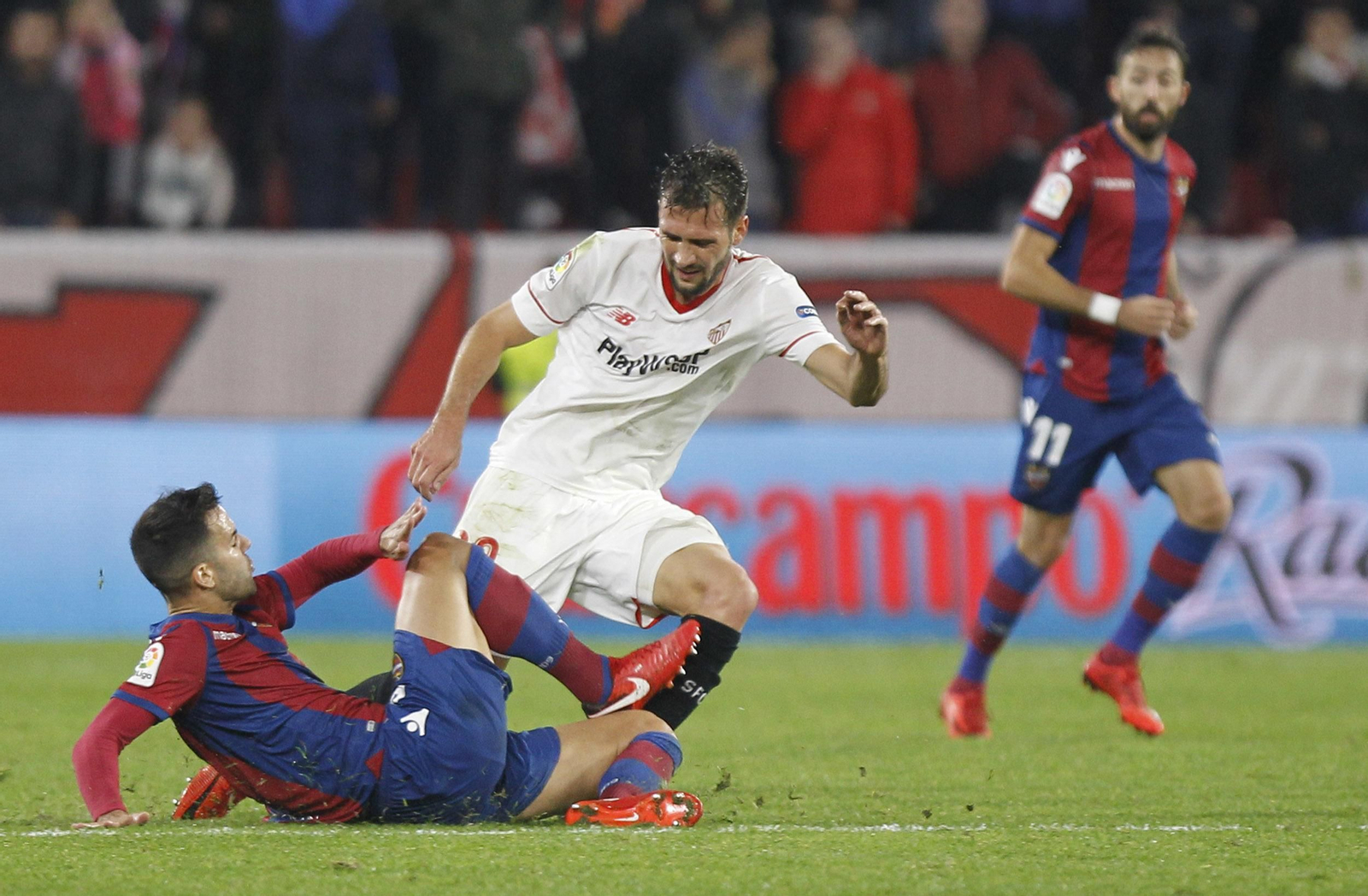 Las imágenes del Sevilla-Levante