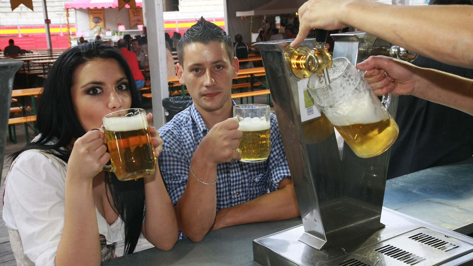 Entre los principales mitos que encontramos en torno a ella están los que dicen que siempre debe ser de color blanco, que es 100% gas o que su función es meramente estética.