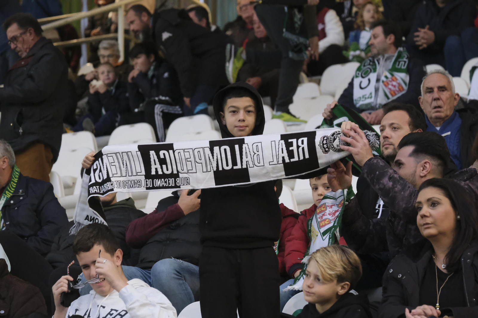 Las imágenes del ambiente en El Arcángel para el Córdoba CF - Balona