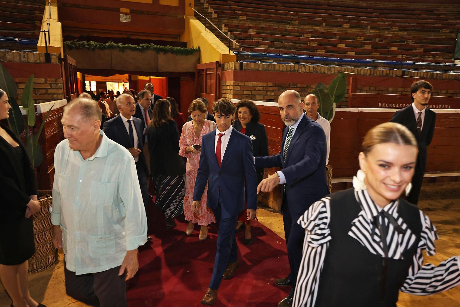 Imágenes del ambiente en la entrega de la XXXII edición de los premios taurinos "El Cabezo"