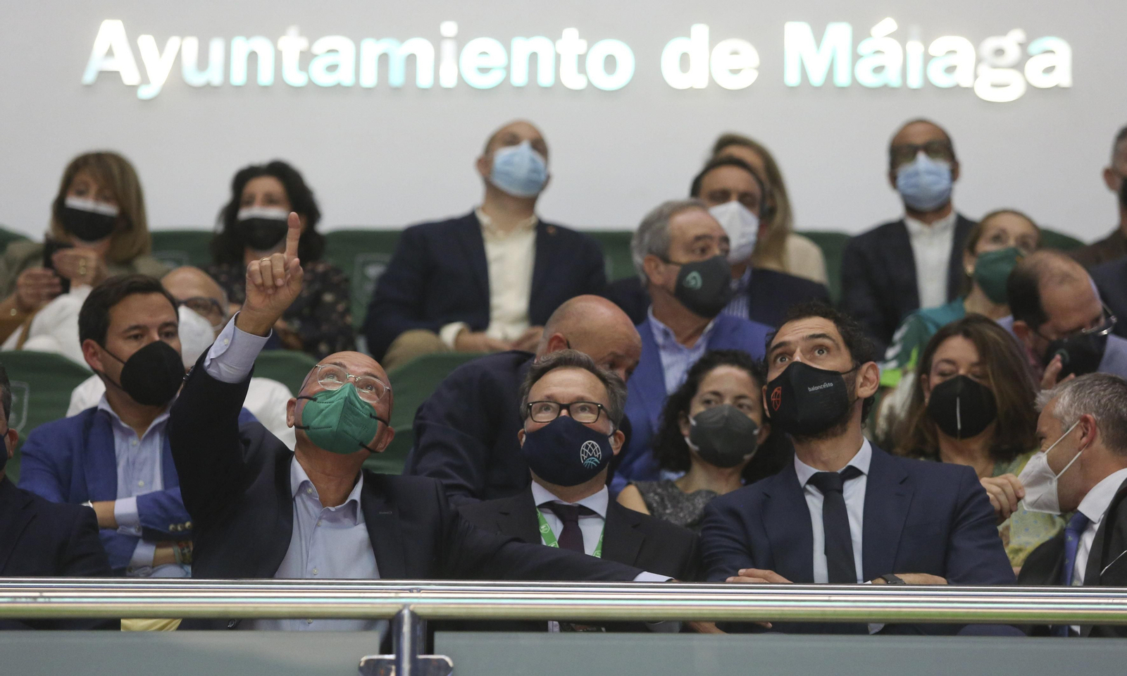 López Nieto, Comninos y Garbajosa.