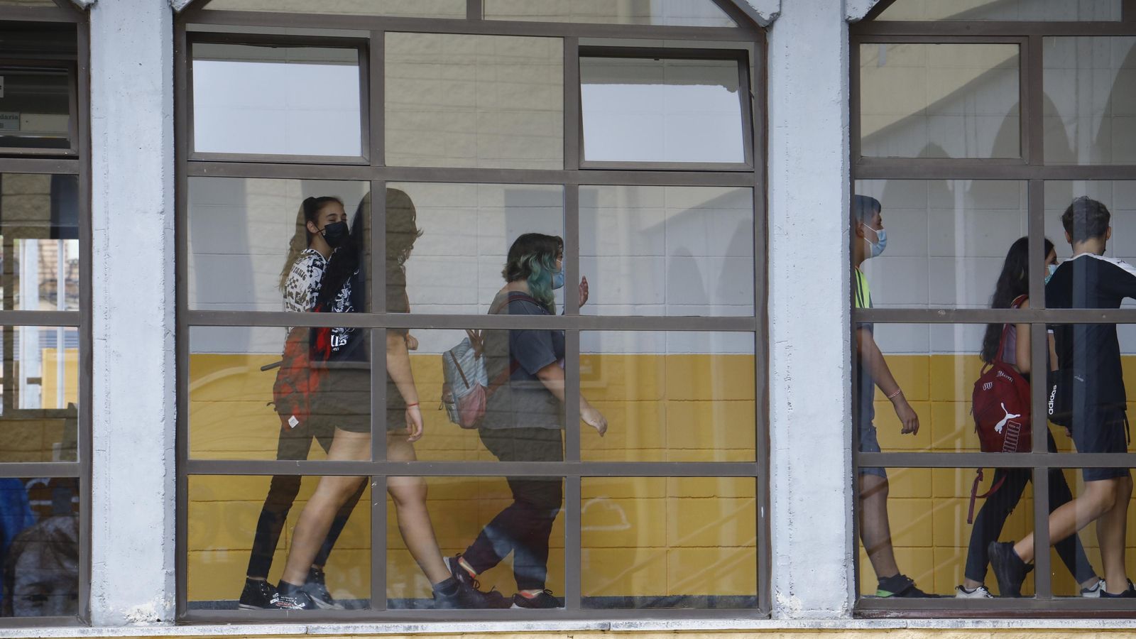 Los alumnos vuelven a los pasillos del instituto Fidiana.