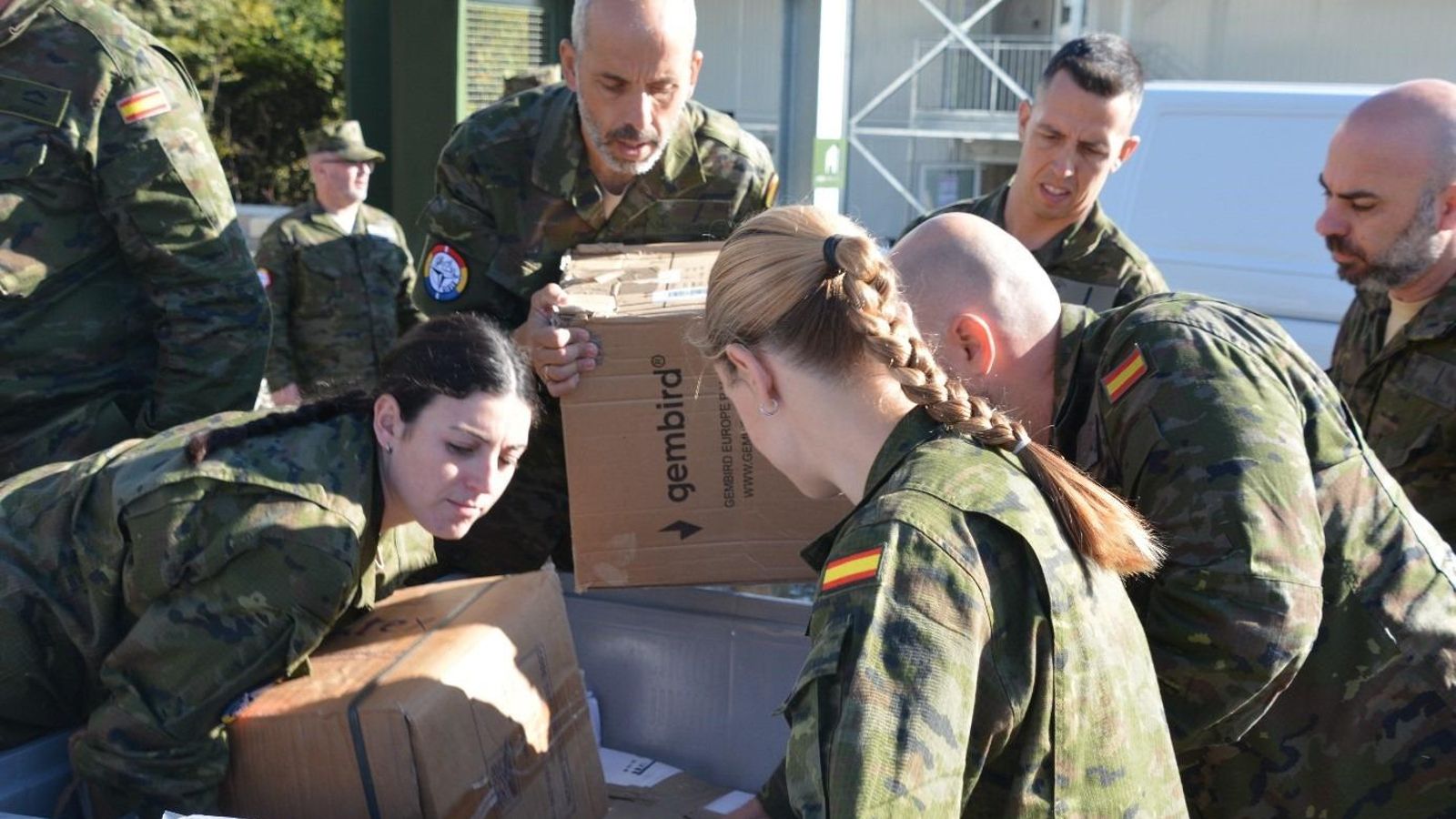 Traslado del material para el despliegue de la Infantería de Marina en Rumanía. Traslado del material para el despliegue de la Infantería de Marina en Rumanía.