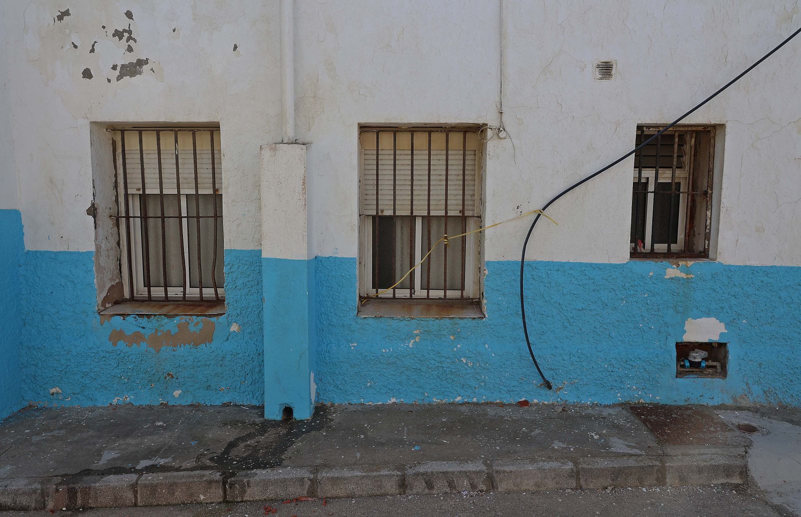 Imágenes de los desperfectos de la iglesia Nuestra Señora del Carmen en La Línea