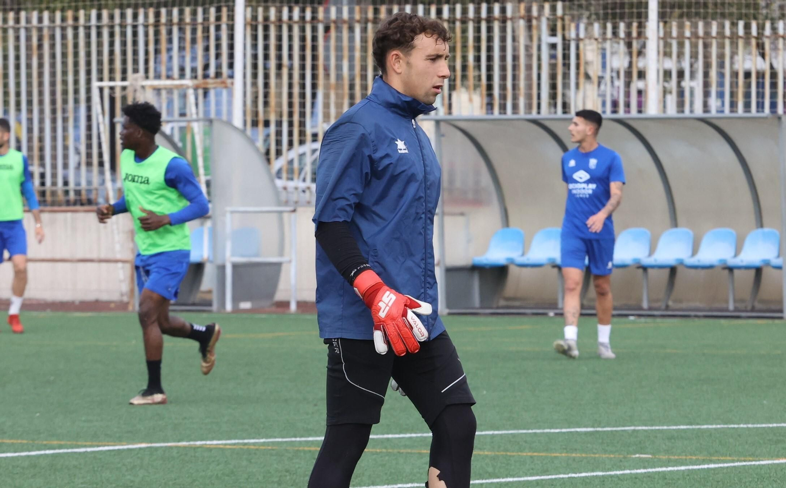 Álex Satoca, en un entrenamiento con el Xerez CD la pasada temporada.