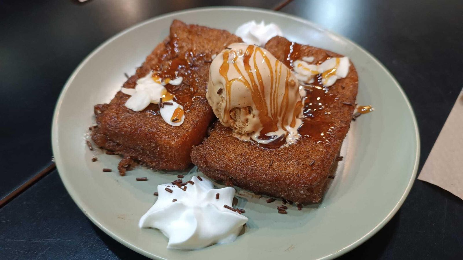Torrijas con helado Torrijas con helado