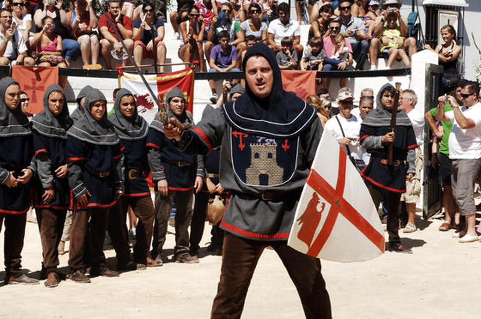 Benamahoma recrea la lucha entre ambos grupos durante la Reconquista en el fin de semana

Foto: Ramon Aguilar