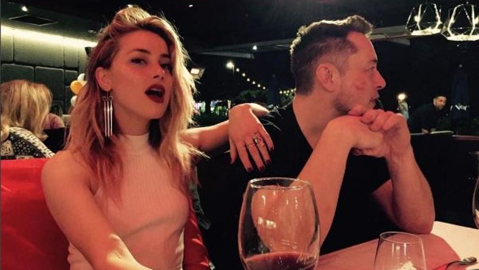 Amber Heard presume de su nuevo novio, Elon Musk