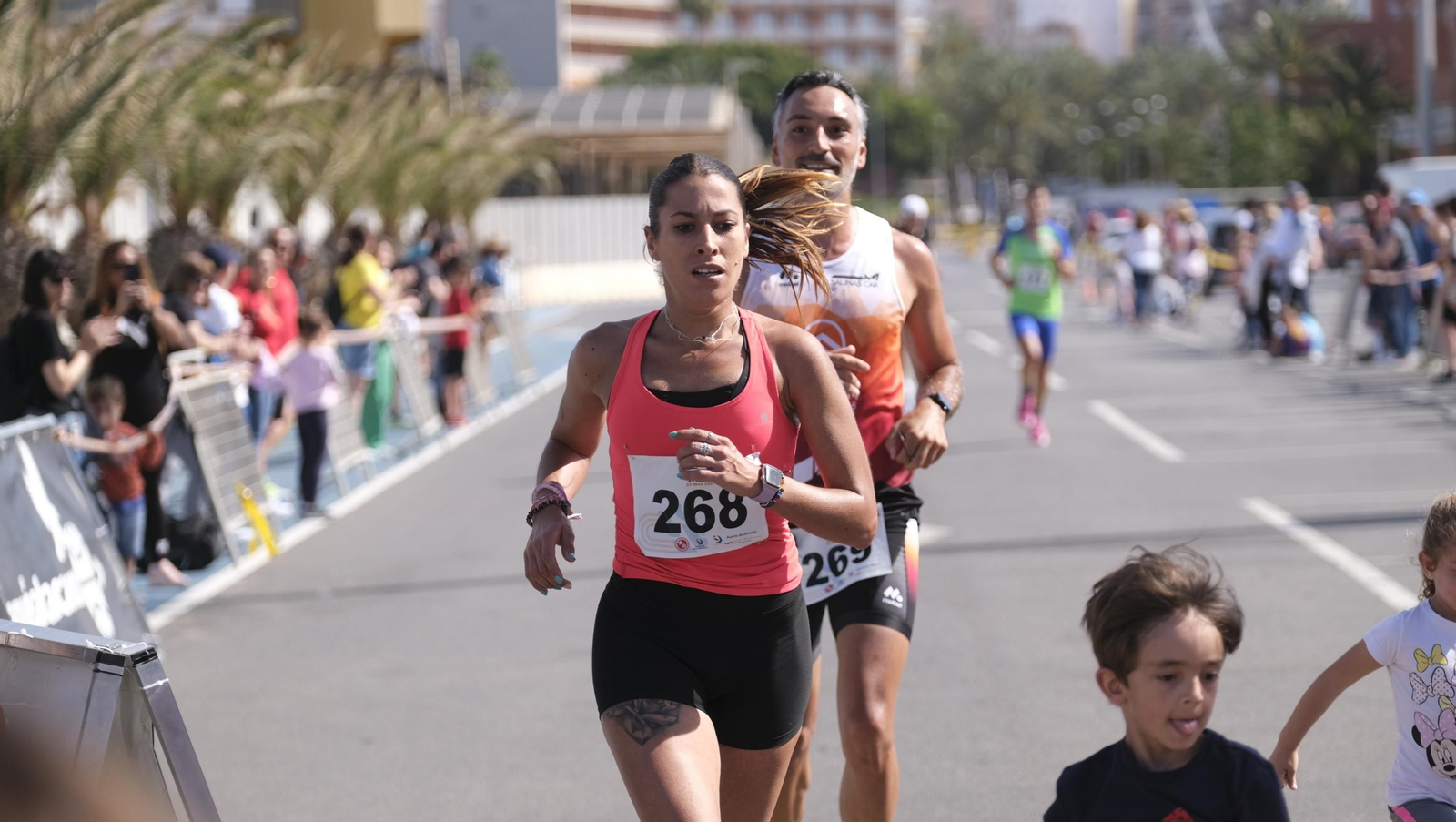 Imágenes de la Carrera del Puerto de Almería 2023