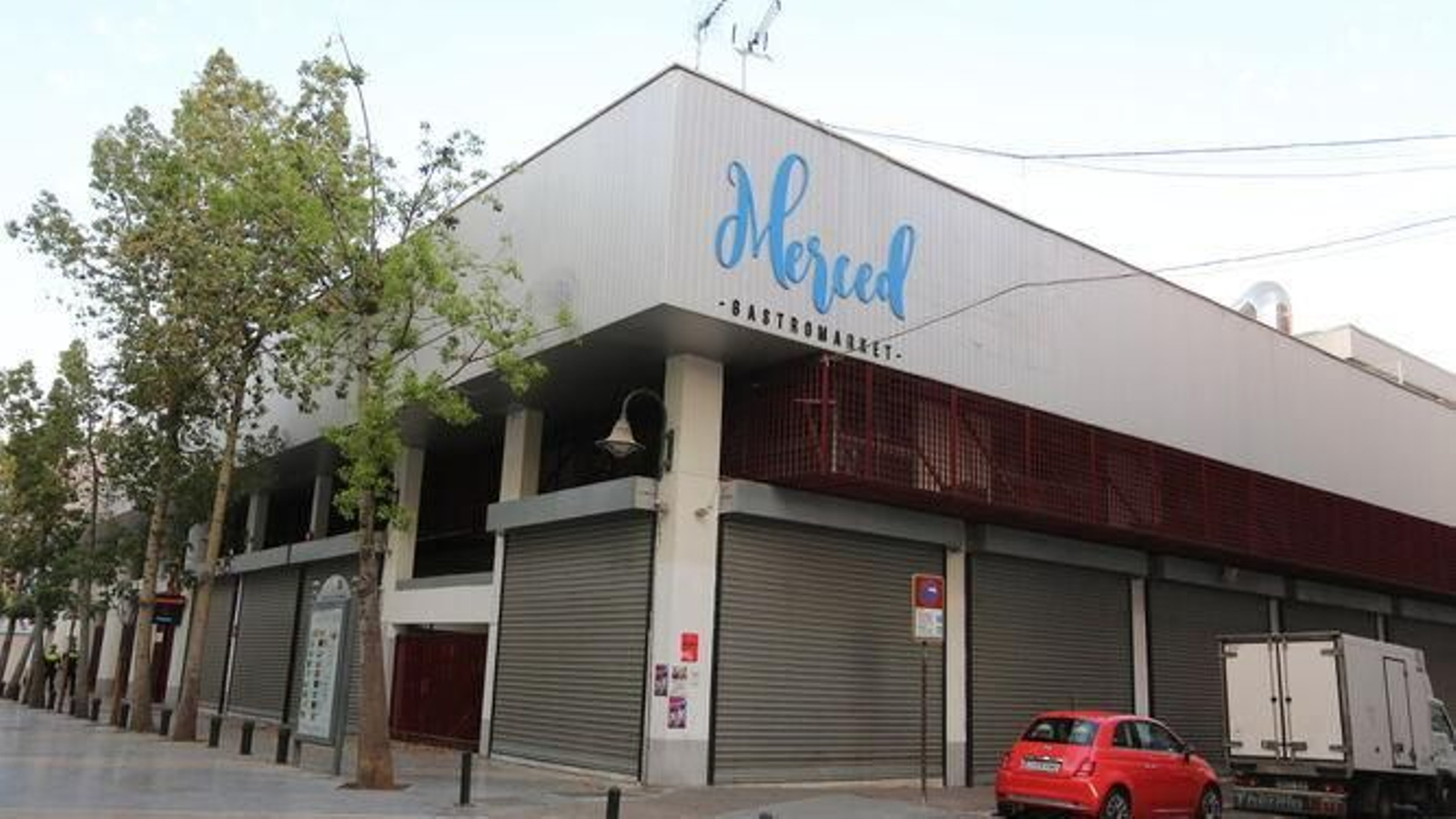 Vista exterior del mercado de la Merced