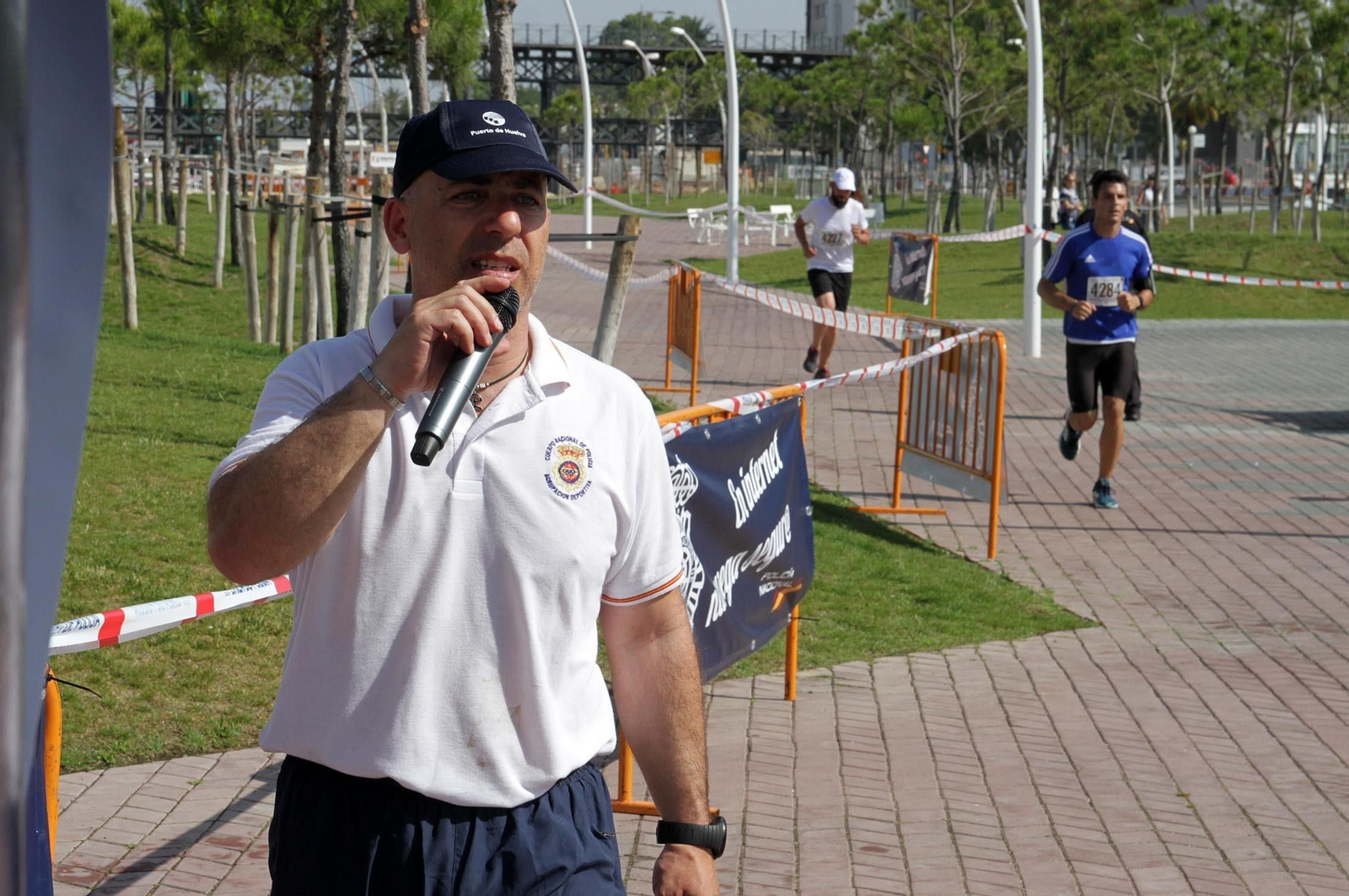 Imágenes de la Carrera Solidaria Ruta 091 organizada por la Policía Nacional