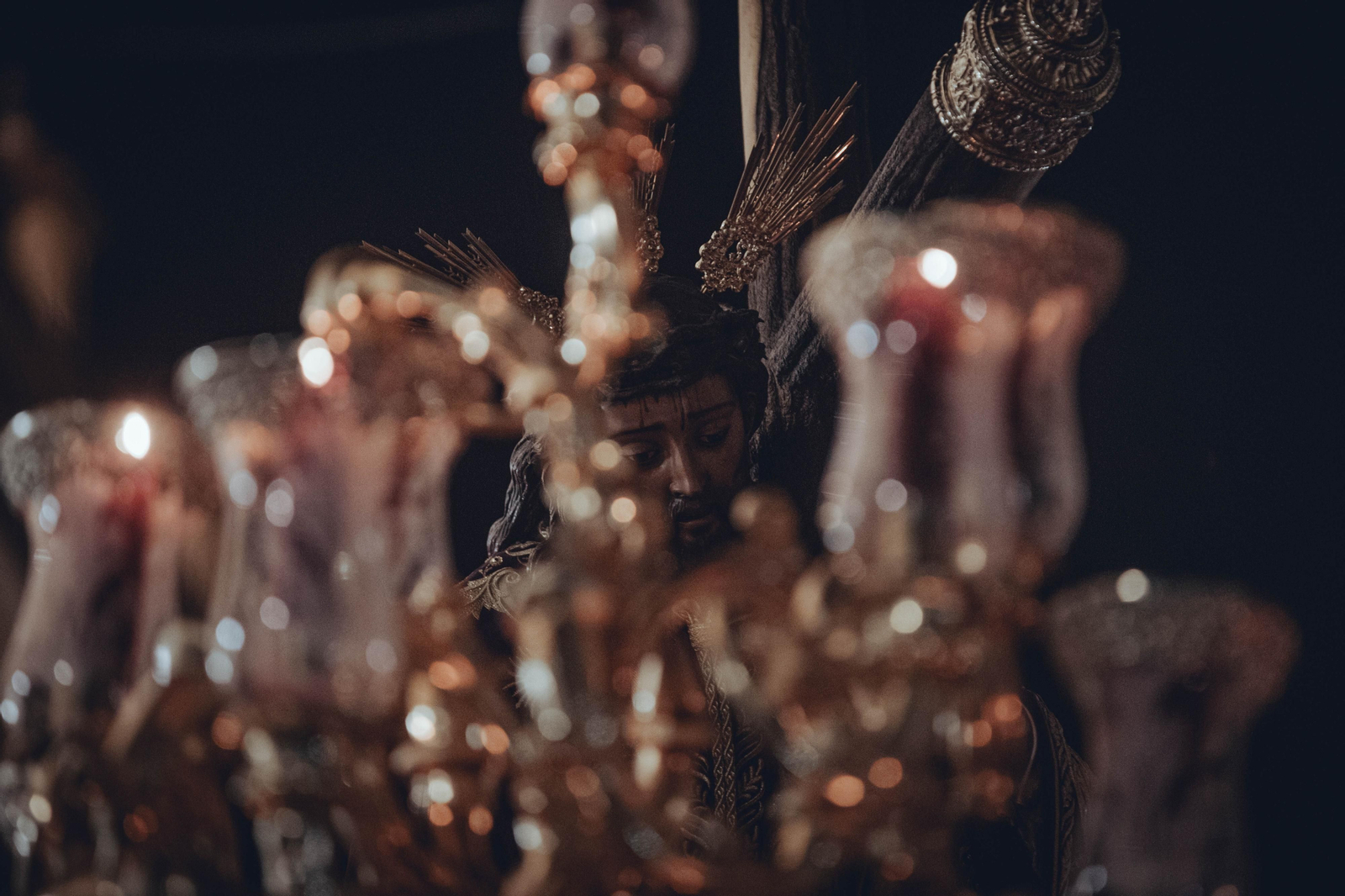 Las imágenes de la salida de la hermandad de la Esperanza de Triana