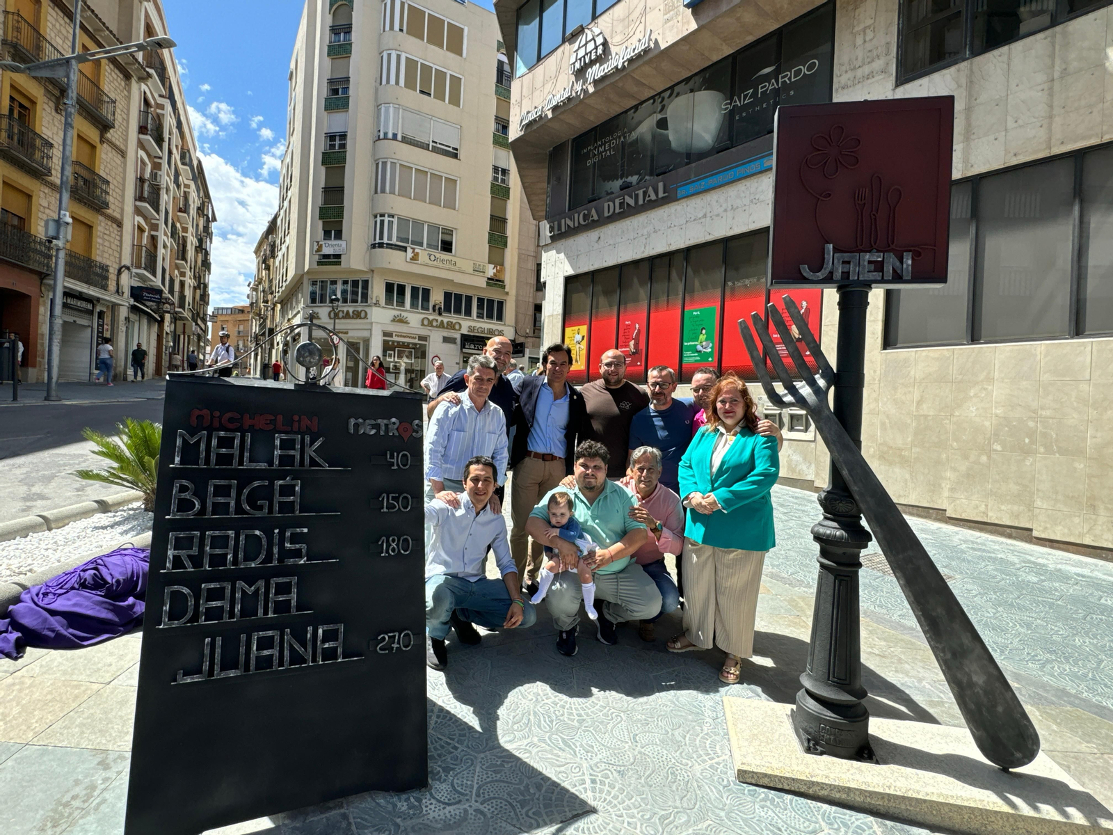Inauguración de la escultura.