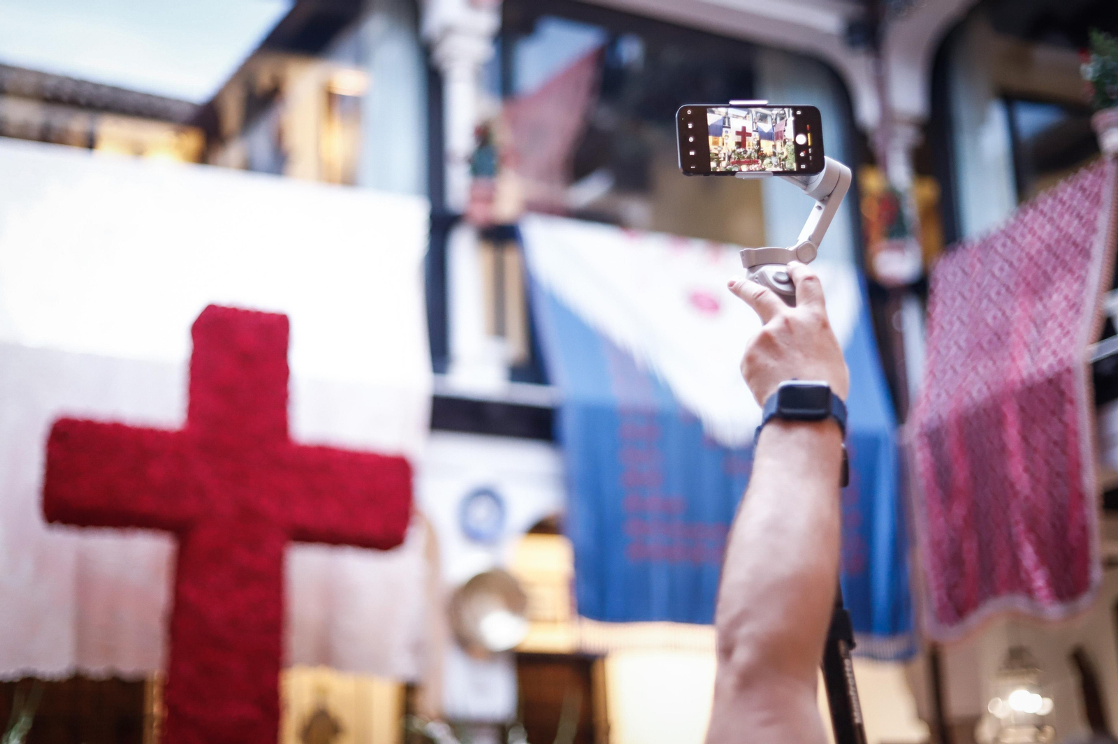 Así celebra Granada sus Cruces, en imágenes