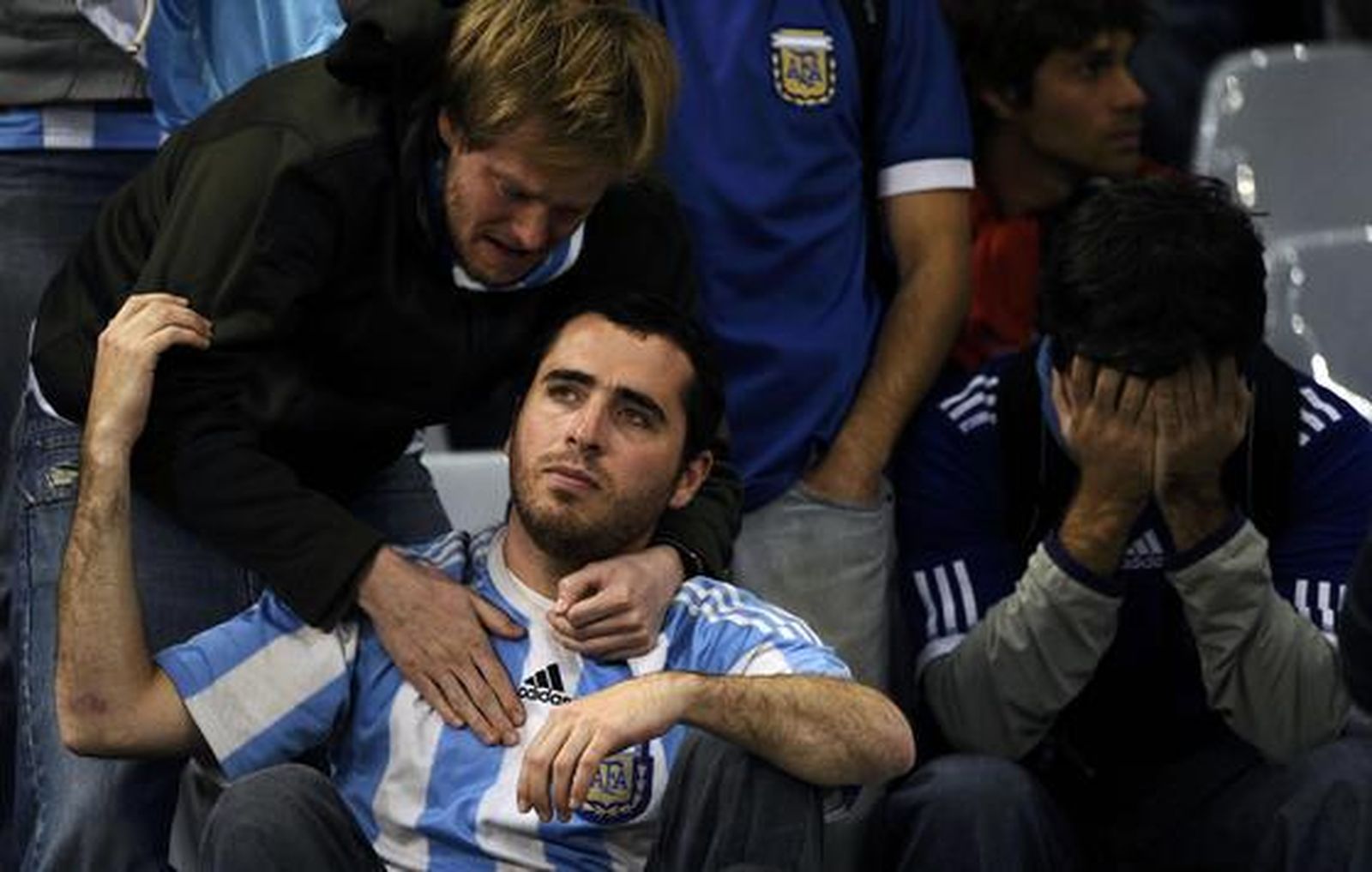 Alemania pone en evidencia a Argetina y obtiene el pase a semifinales. / Reuters