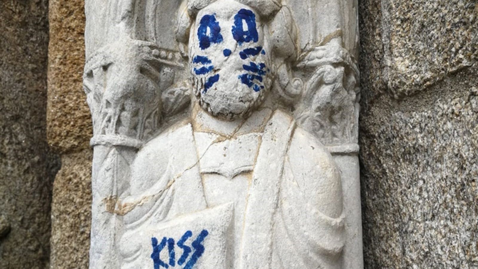 La escultura pintada en la Catedral de Santiago de Compostela.