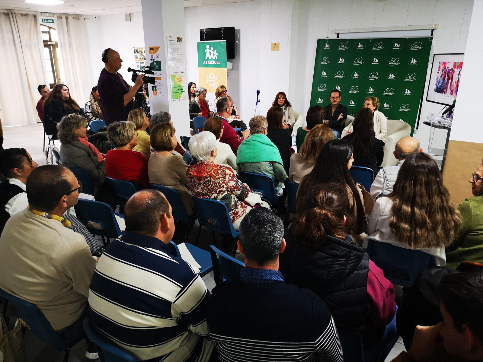 La jornada de voluntariado celebrada en Asansull este martes.